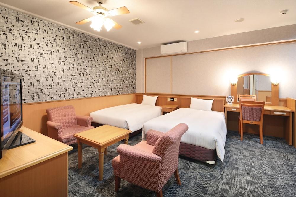 Green Rich Hotel Aso Kumamoto Airport Exterior photo